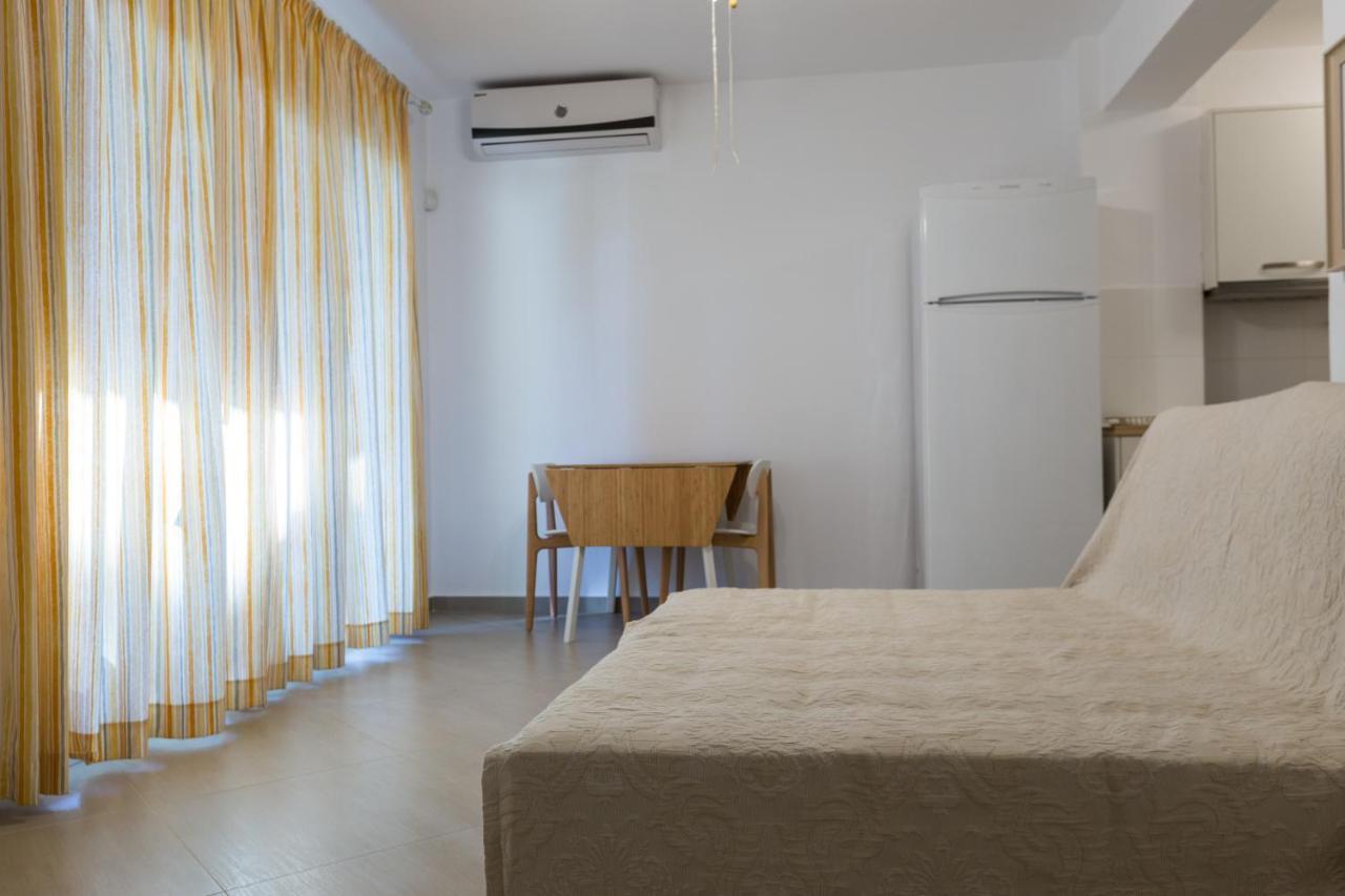 Moriel Seaside Homes Suites 埃利亚 外观 照片