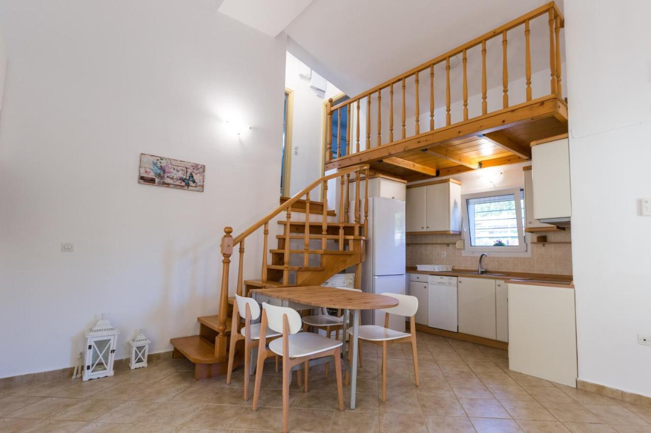 Moriel Seaside Homes Suites 埃利亚 外观 照片